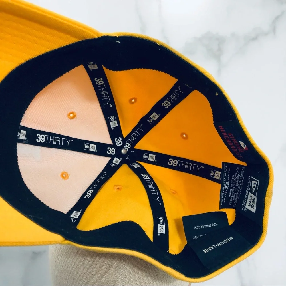 LA Dodgers Hat Baseball Cap knit flex fit Gold White MLB New Era 39 Thirty M L - Picture 3 of 14